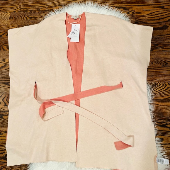 NWT Loft pink and tan reversible belted poncho Size M/L - Picture 6 of 6